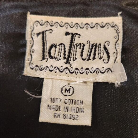 Vintage 90s Tantrums black floral embroidered button up vest - Picture 4 of 4